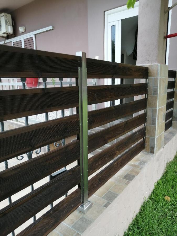 Aparthotel Ο Ακλόνητος Néa Meságkala Exteriér fotografie