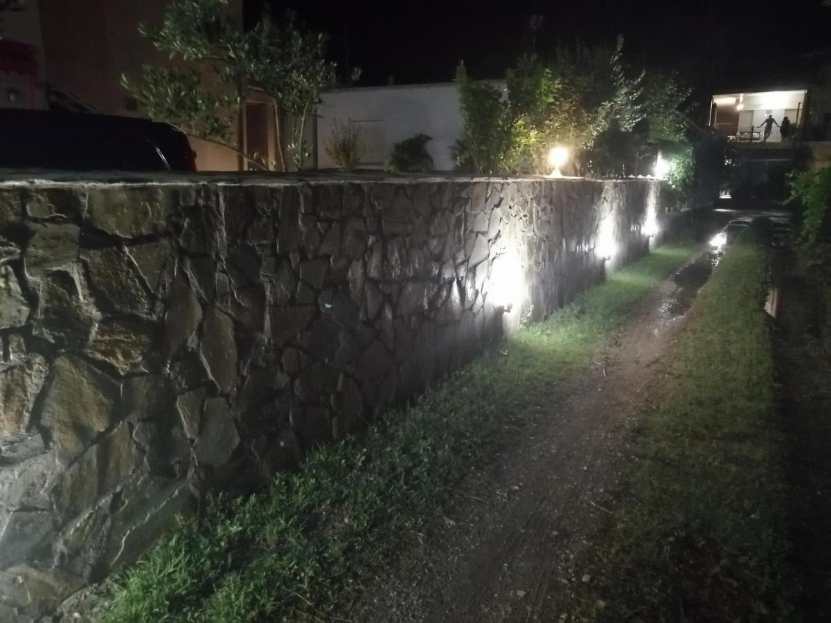 Aparthotel Ο Ακλόνητος Néa Meságkala Exteriér fotografie